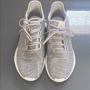 Women’s ADIDAS sneakers